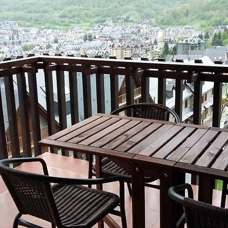 Apartamento Gausac Eksteriør billede